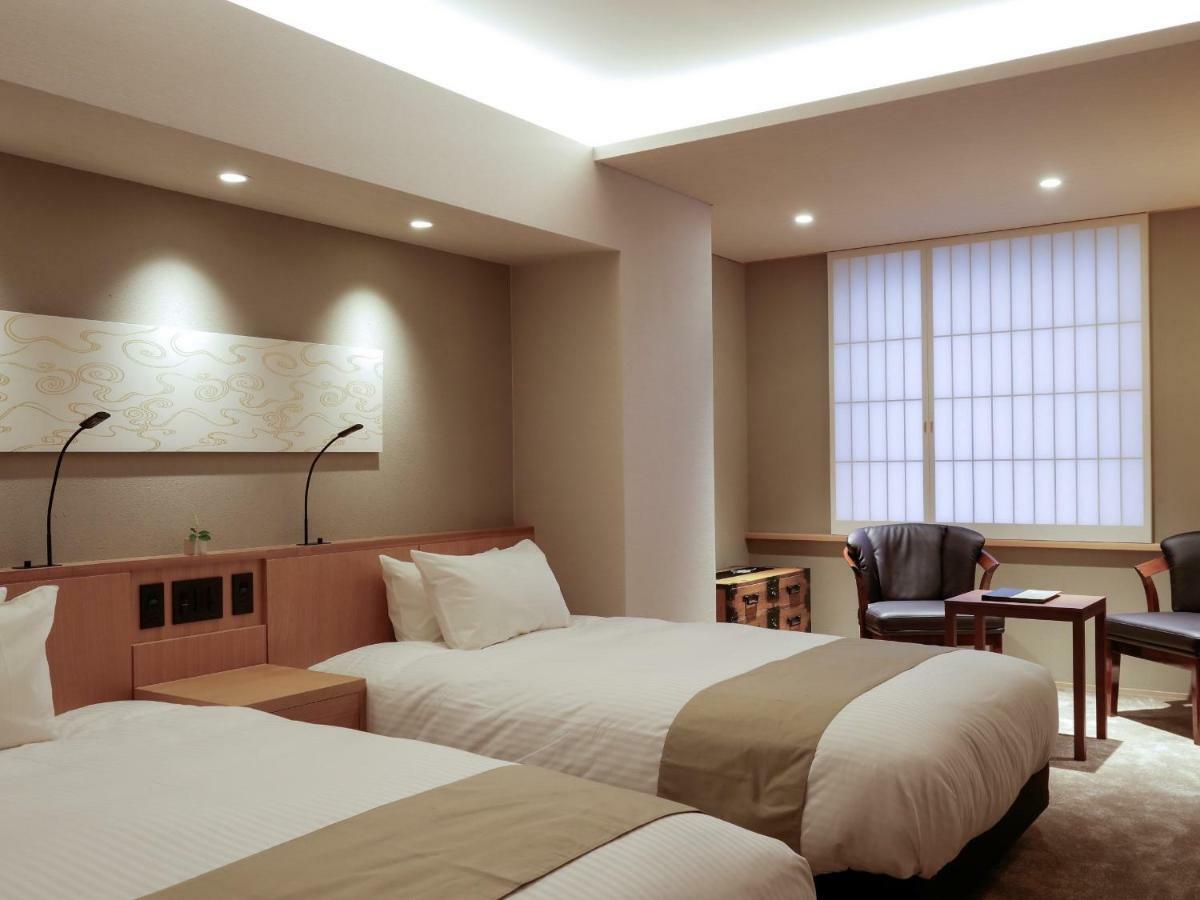 Twin Room with City View,846445676:JPEG