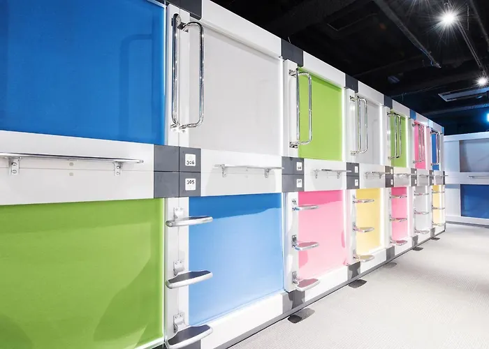 Capsule Hotel Transit Shinjuku Tokyo